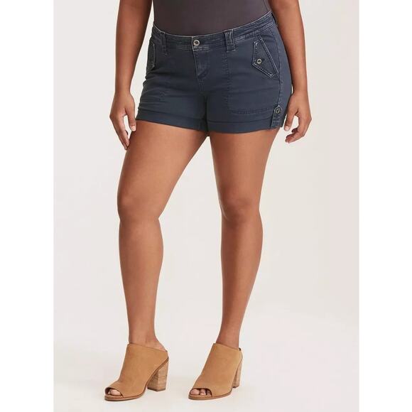 TORRID Plus Size 28 Twill Military Cargo Shorts Dark Cotton Blend - Picture 3 of 13